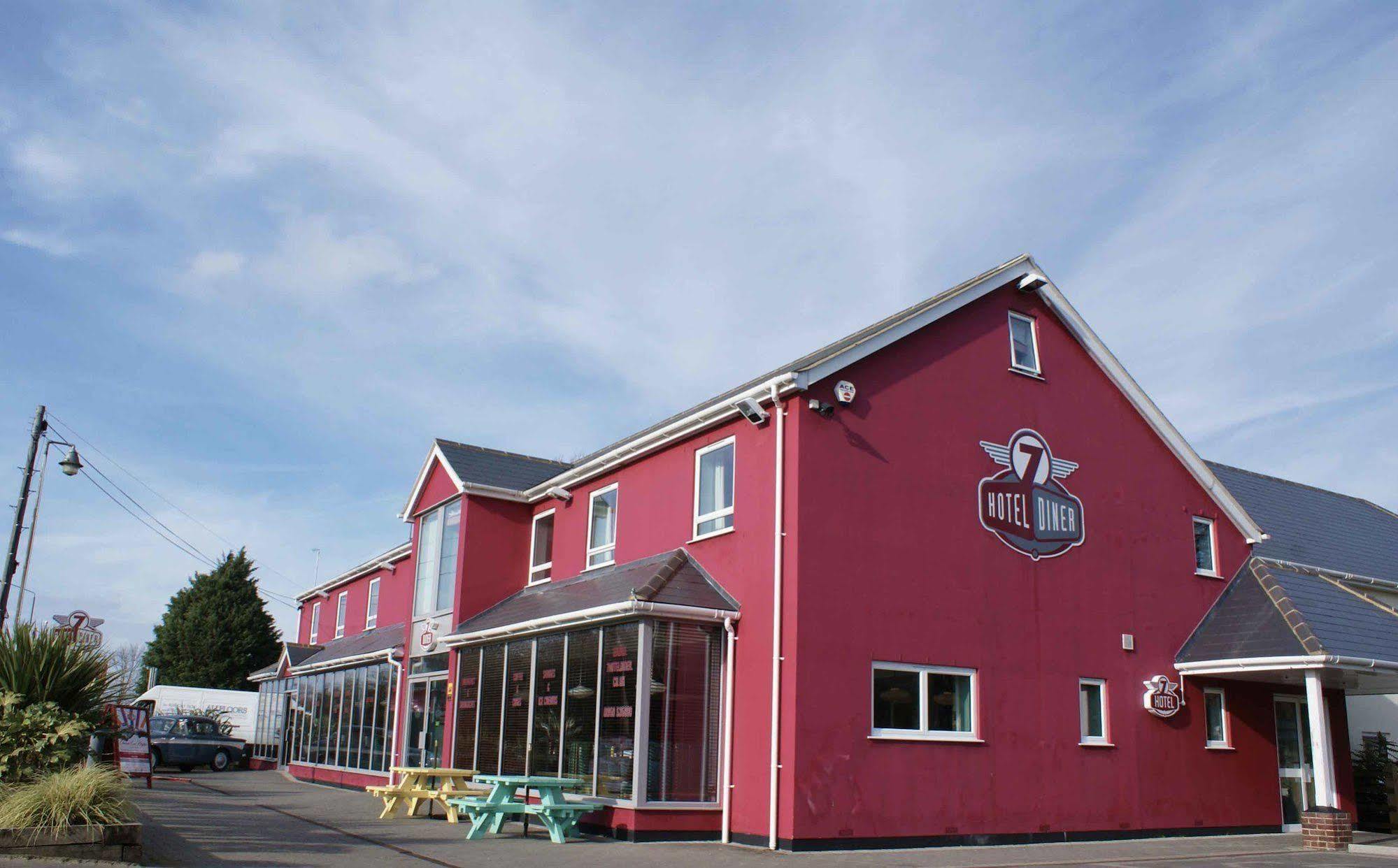 7Hotel Diner Halstead  Eksteriør billede