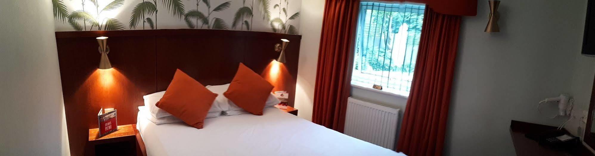 7Hotel Diner Halstead  Eksteriør billede